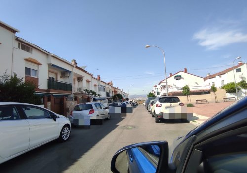 Vivienda en Los Jazmines!