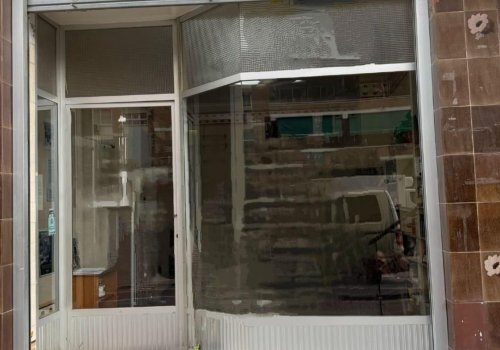 Commercial premises for sale on Martínez Maldonado Street – 50 m² on a main street in Málaga