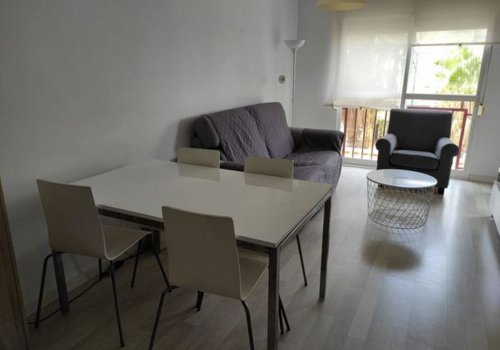 Discover your new home in this charming apartment for rent!