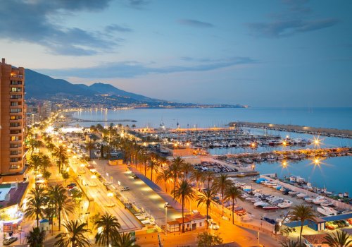 Piso totalmente reformado a estrenar en el centro de Fuengirola, a solo 4 minutos de la playa