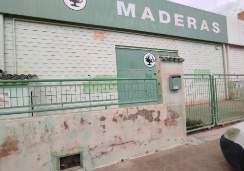 INDUSTRIAL WAREHOUSE FOR RENT IN ARROYO DE LA MIEL INDUSTRIAL ESTATE – 600 SQM OVER TWO FLOORS