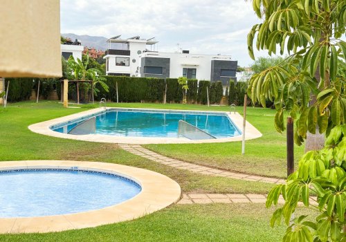 TOWNHOUSE WITH PRIVATE POOL IN A RESIDENTIAL COMPLEX WITH PADEL COURTS – ALHAURÍN DE LA TORRE